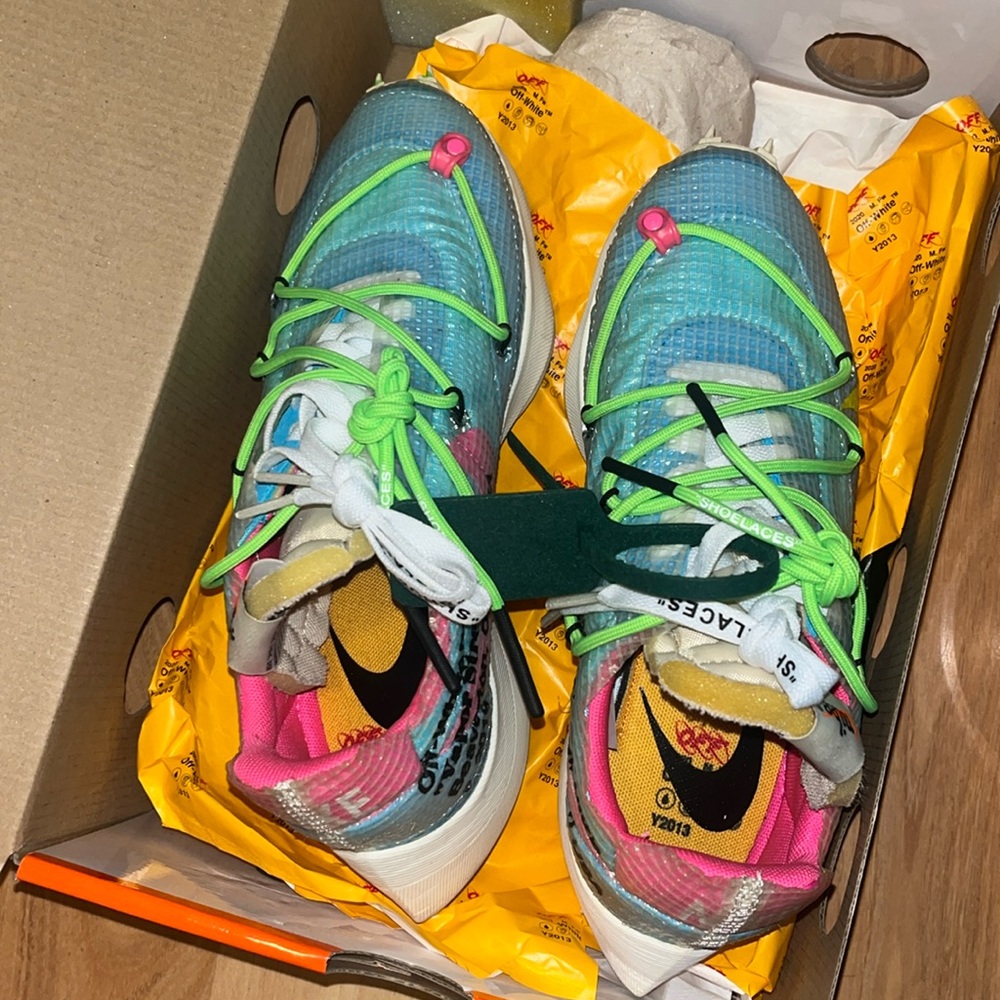 Nike off white vapor street